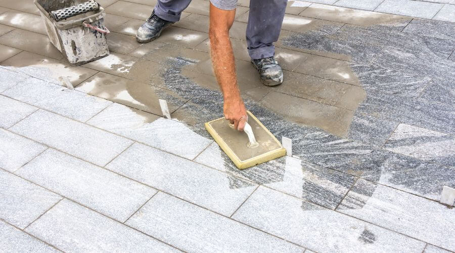 Professional gutter cleaning in Pheba, MS